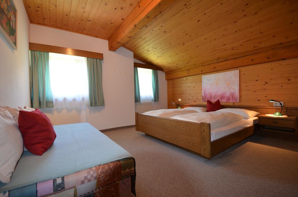 Dreilaenderhaus Apartment Westendorf Room photo